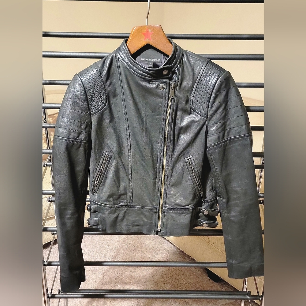 Banana Republic Leather Jacket. (Womens)